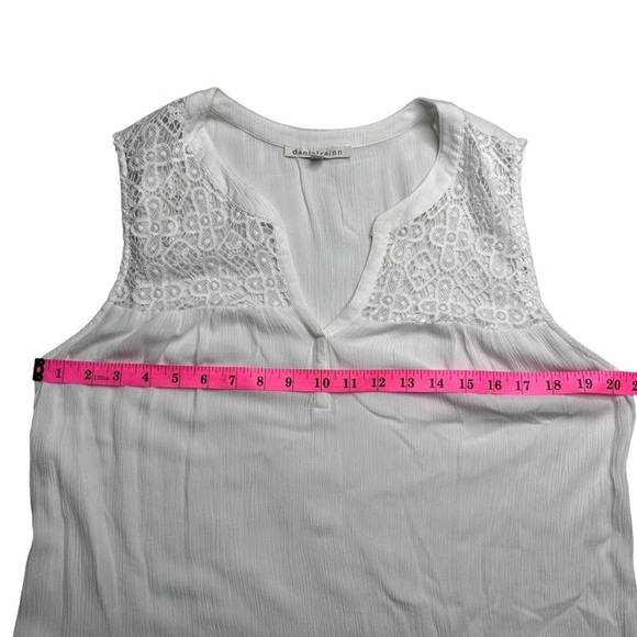 Daniel Rainn White Sleeveless Blouse with Lace Detail Size L - Picture 3 of 7